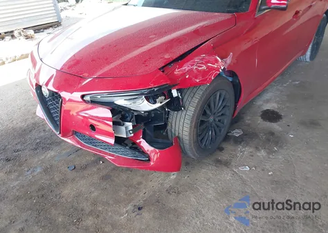 2021 Alfa Romeo Giulia Awd из США, поврежденный, VIN ZARFANAN0M7639593